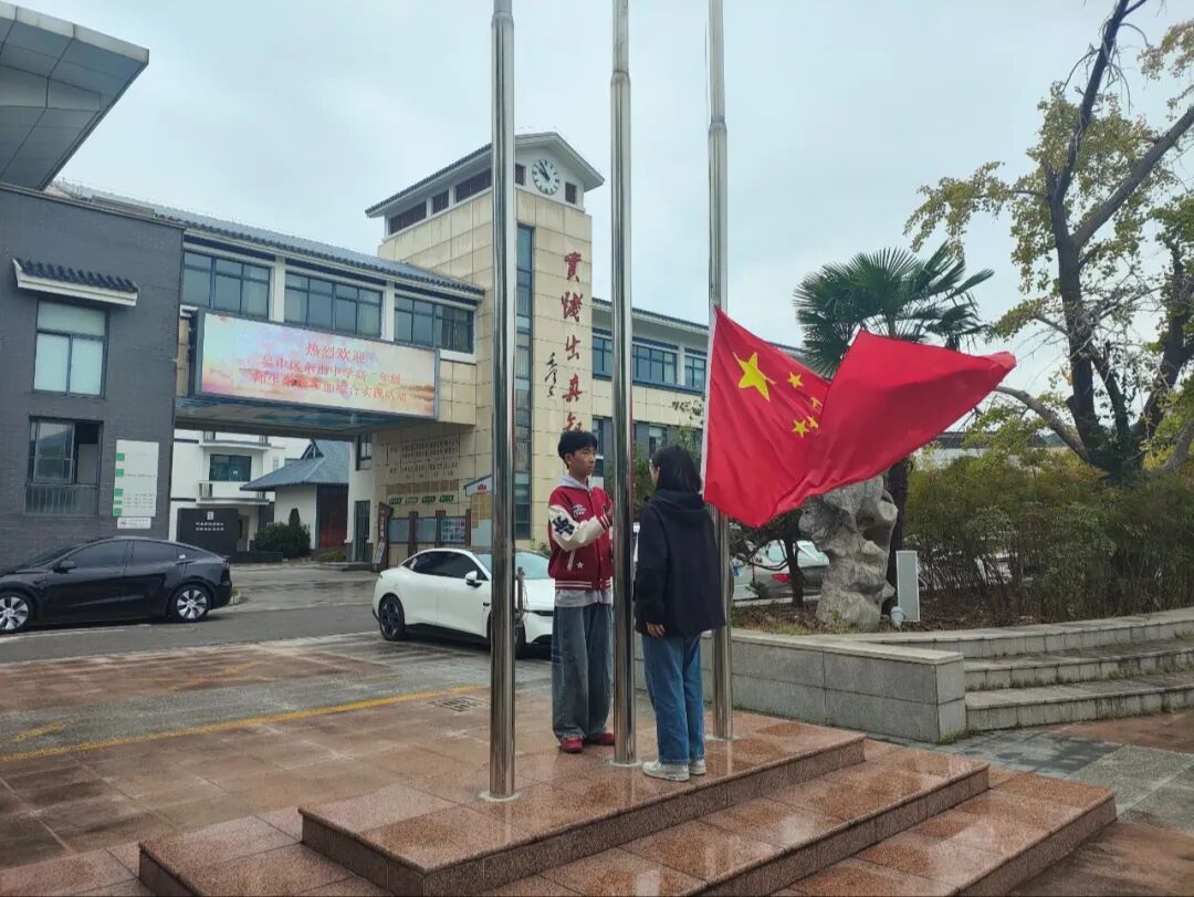 6507a3707011981575a5ec1f3b41eea7