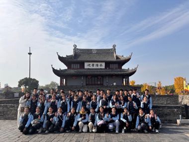 暖冬启程：奔赴一场与实践的温暖之约