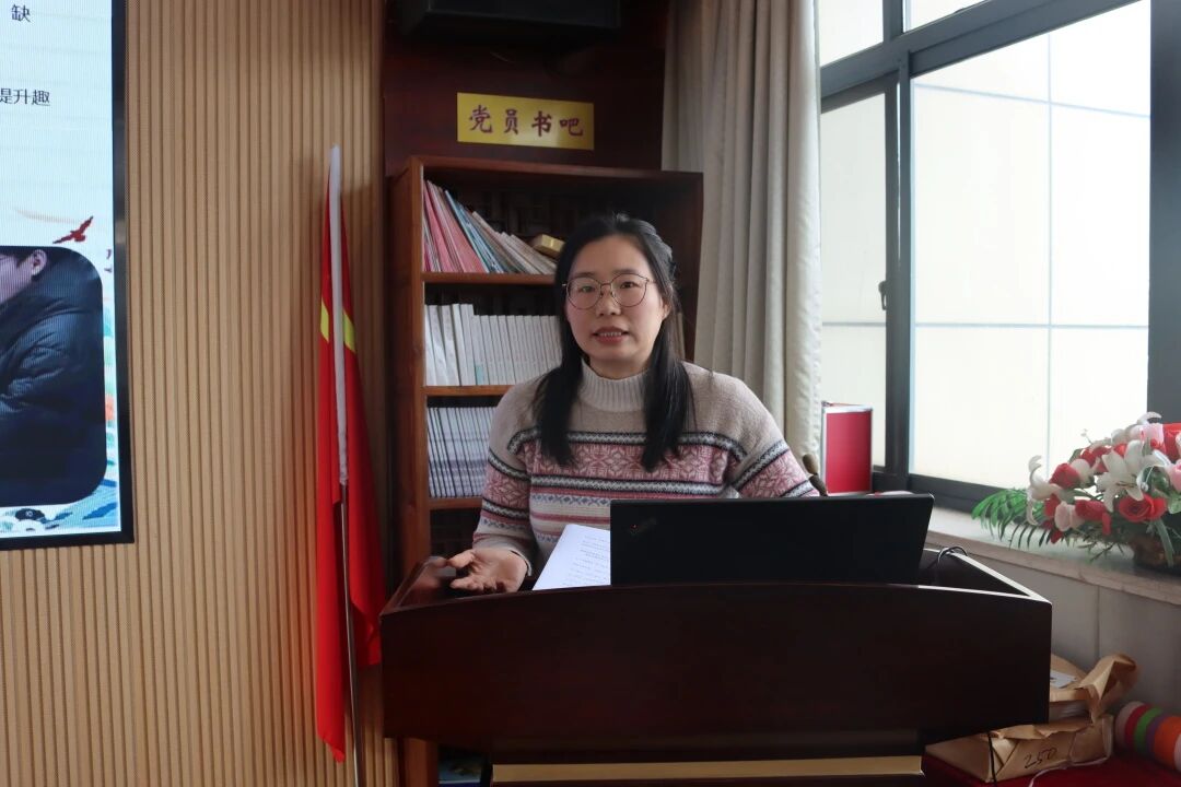 9512e11b823eb1c1f44e4e85df329d52