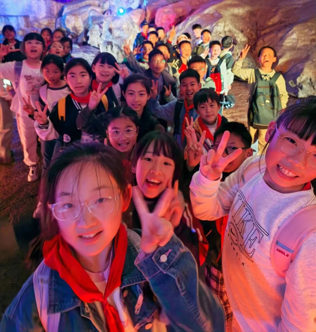 春日启新程_研学向未来